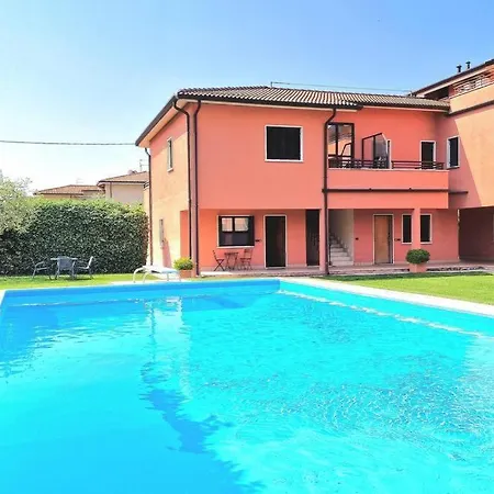 Volta Pool&beach Апартаменты Бардолино