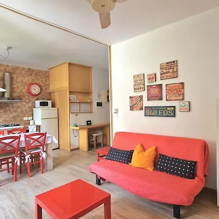 Volta Pool&beach * ברדולינו