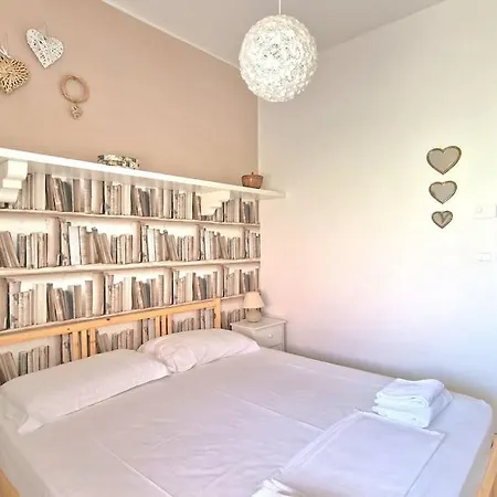 Volta Pool&beach ברדולינו